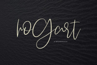 Hogart Script: Infusing Authenticity into Your Design Projects